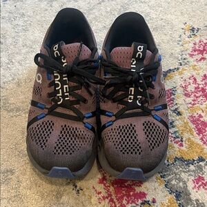 On Cloud women’s cloud surfer sneakers